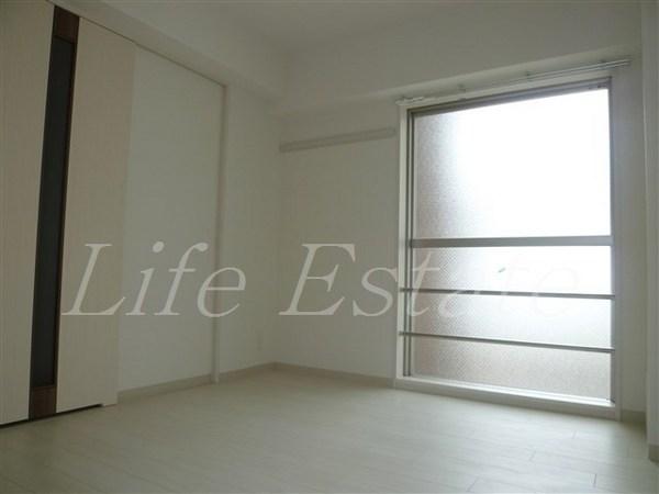 プレサンス心斎橋ラヴィ