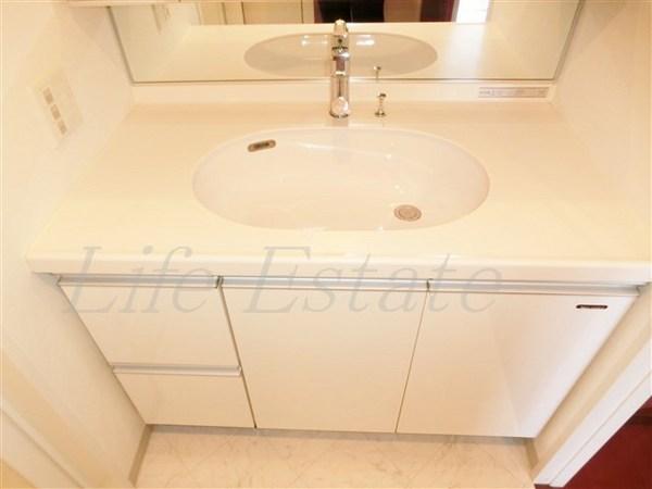 フロンティアタワー日本橋