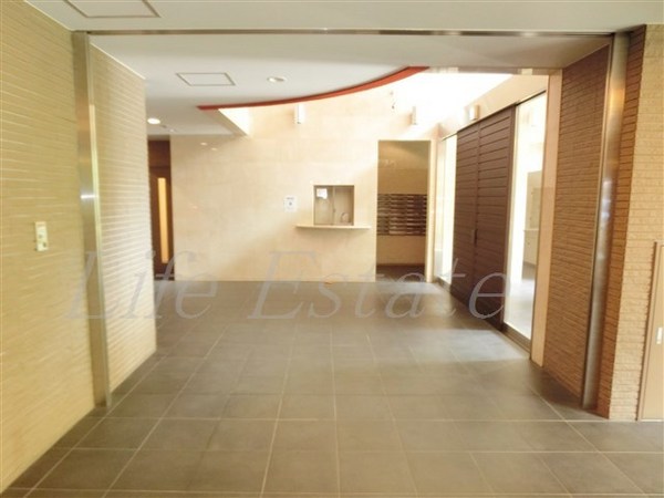 フロンティアタワー日本橋