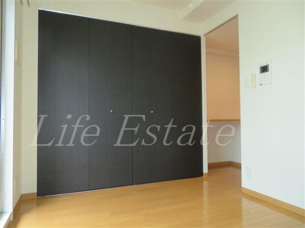 大阪市中央区備後町１丁目のマンション