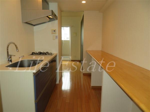 大阪市中央区備後町１丁目のマンション