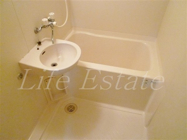 大阪市中央区東高麗橋のマンション