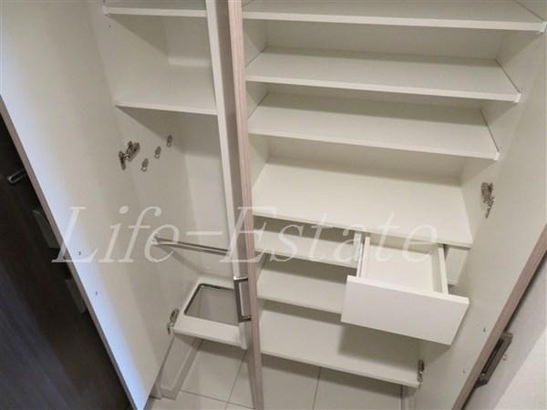 プレサンスロジェ堺筋本町