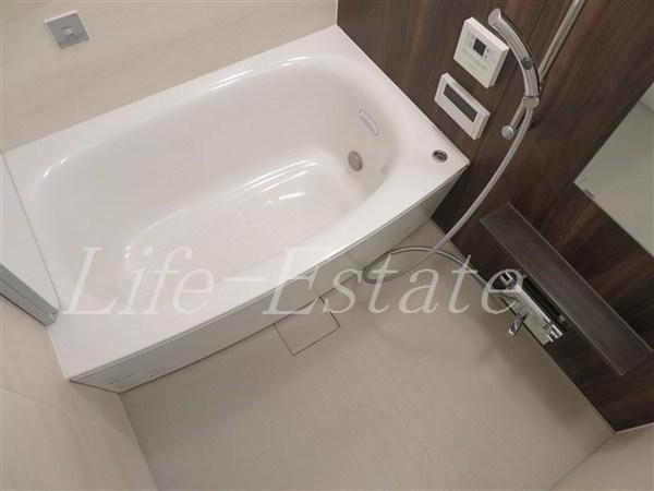 プレサンスロジェ堺筋本町