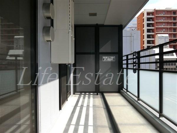大阪市中央区安土町３丁目のマンション