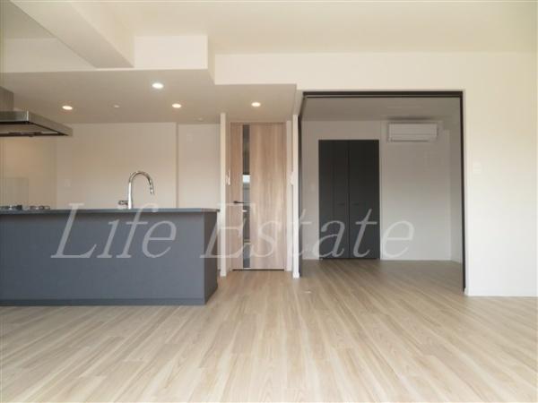 S-RESIDENCE松屋町asence