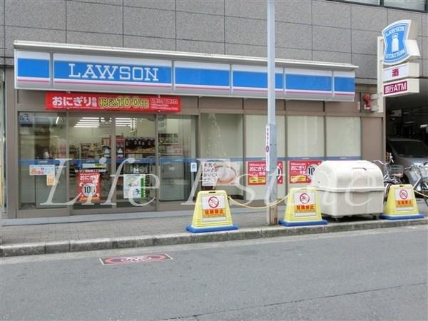 プレサンスロジェ心斎橋(ローソン南船場三丁目南店)