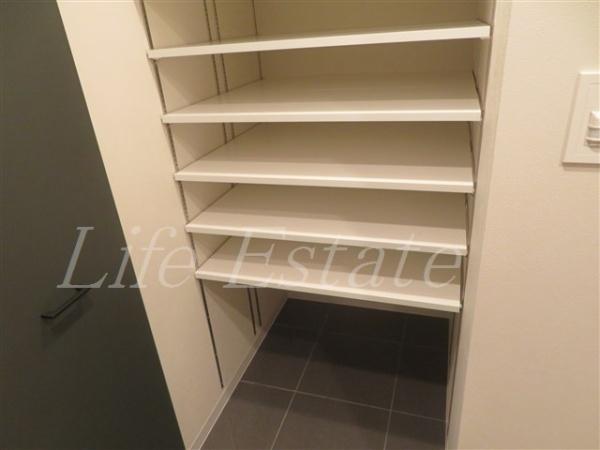 S-RESIDENCE松屋町asence