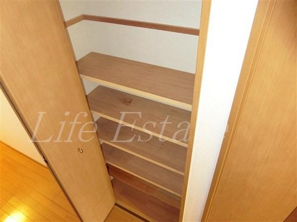 プレサンス東本町