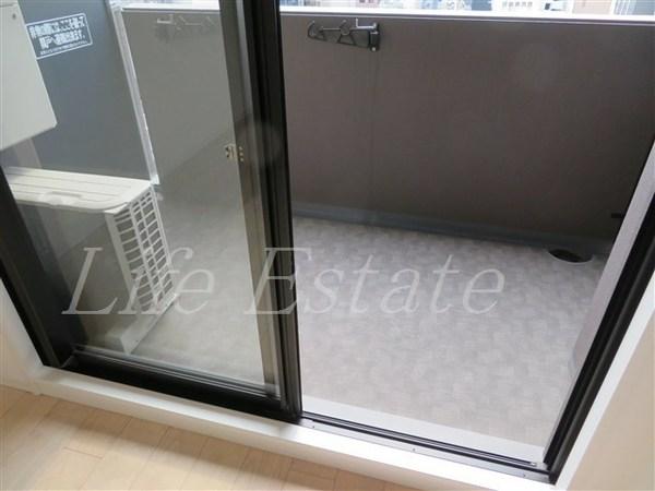 大阪市中央区東高麗橋のマンション