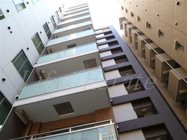大阪市中央区内淡路町１丁目のマンション