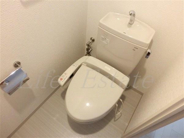 大阪市中央区内淡路町１丁目のマンション
