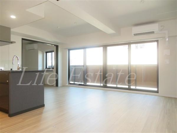 S-RESIDENCE松屋町asence