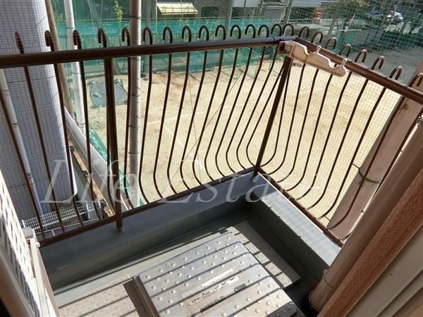 大阪市中央区南船場１丁目のマンション