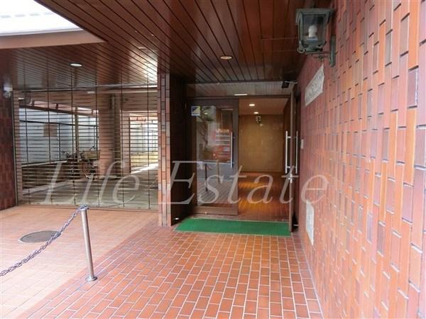 大阪市中央区南船場１丁目のマンション