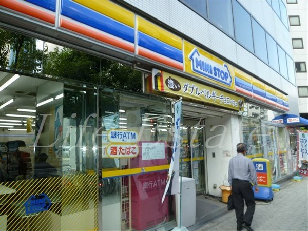 レジュールアッシュ谷町(ミニストップ谷町3丁目店)