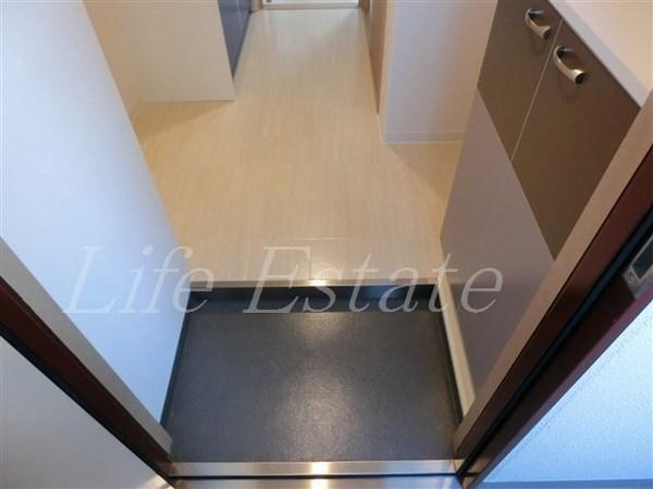 大阪市中央区瓦屋町２丁目のマンション
