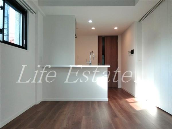 S-RESIDENCE松屋町asence