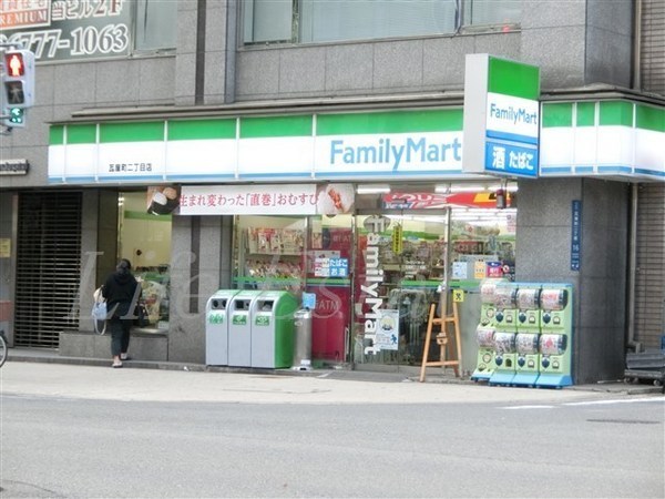 ArtizA瓦屋町Ⅱ(ファミリーマート瓦屋町二丁目店)