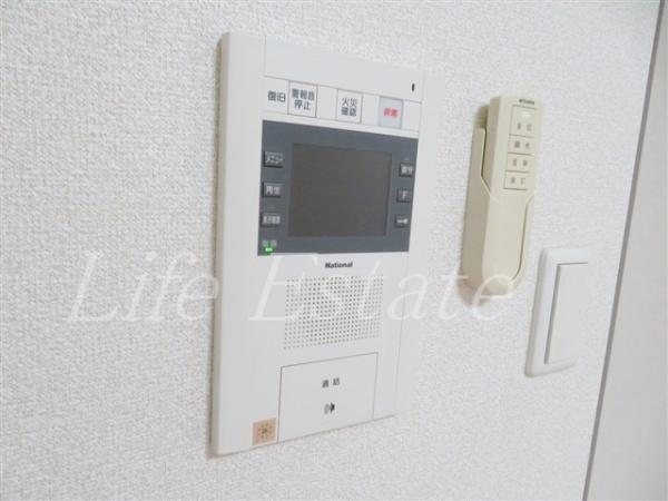 大阪市中央区備後町１丁目のマンション