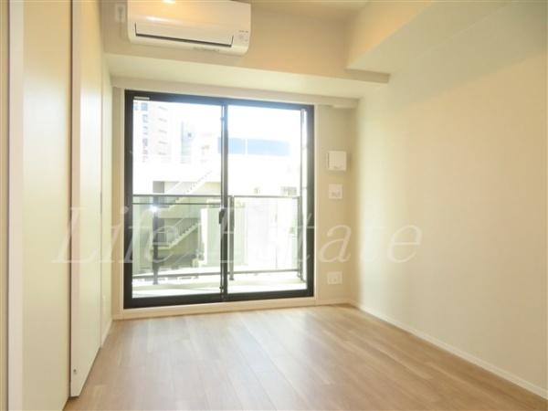 シーズンフラッツ心斎橋EAST