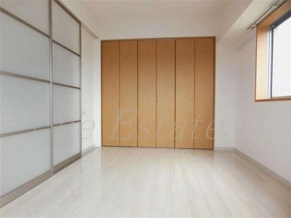 フォレステージュ谷町