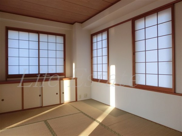 インターフェルティ真田山