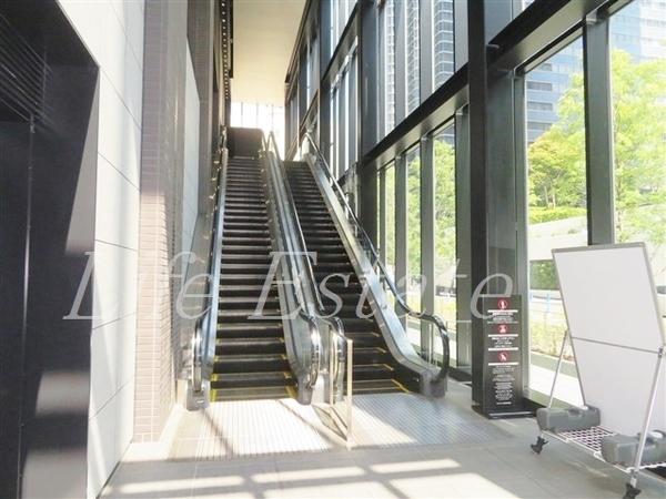 大阪市中央区安土町２丁目のマンション