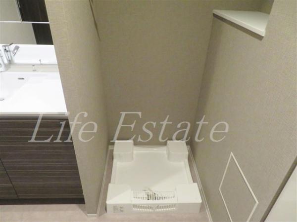 大阪市中央区安土町２丁目のマンション