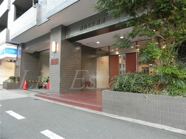 大阪市天王寺区上本町３丁目のマンション