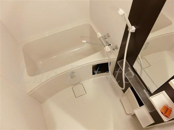 セレニテ心斎橋グランデ