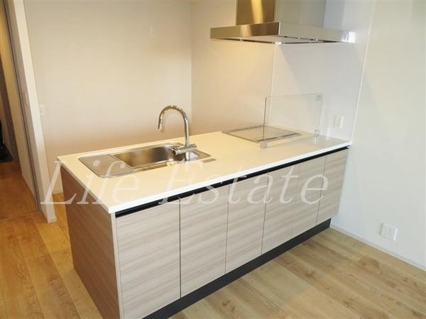 大阪市中央区南本町１丁目のマンション