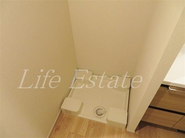 大阪市中央区南本町１丁目のマンション