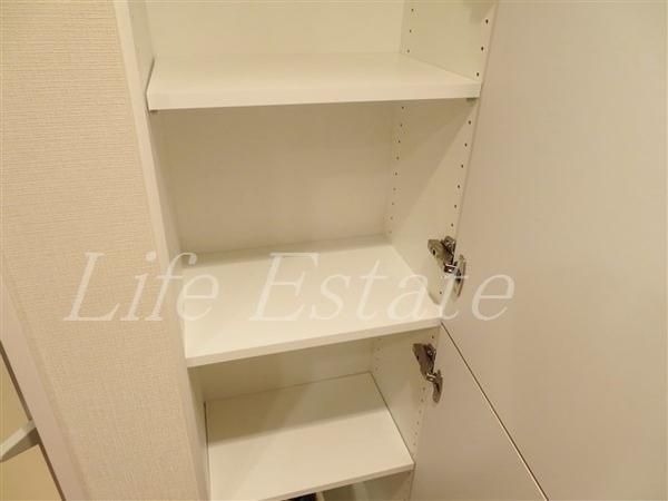 大阪市中央区南本町１丁目のマンション