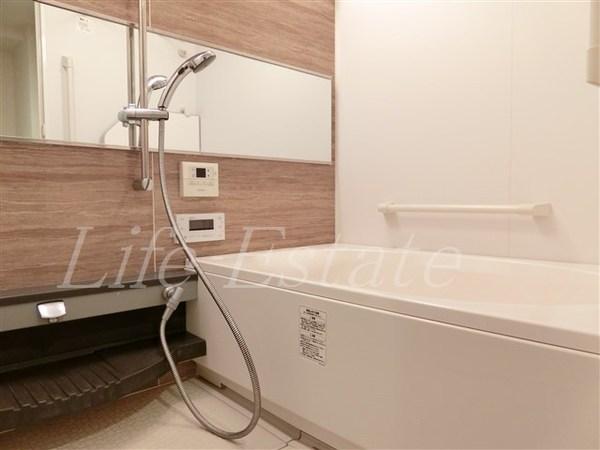 プレサンスタワー北浜