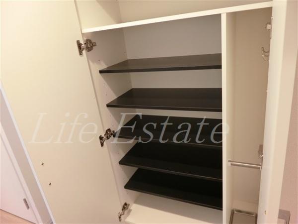 セレニテ本町リアン
