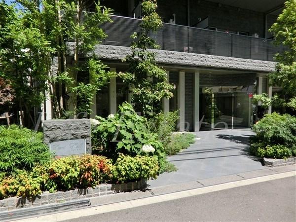 グランルージュ谷町六丁目