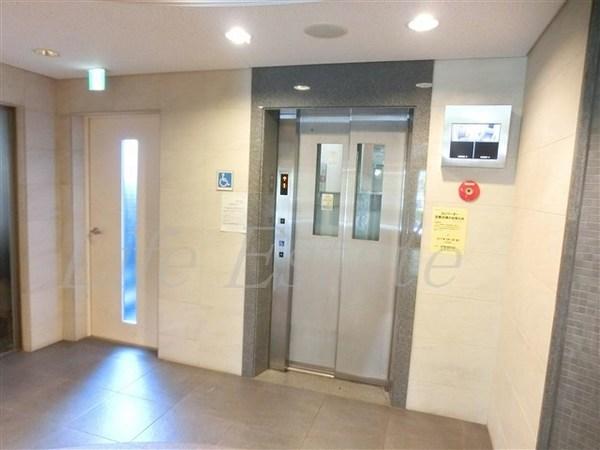 グランルージュ谷町六丁目