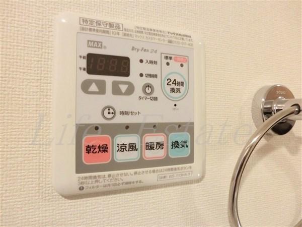 プレサンス堺筋本町駅前