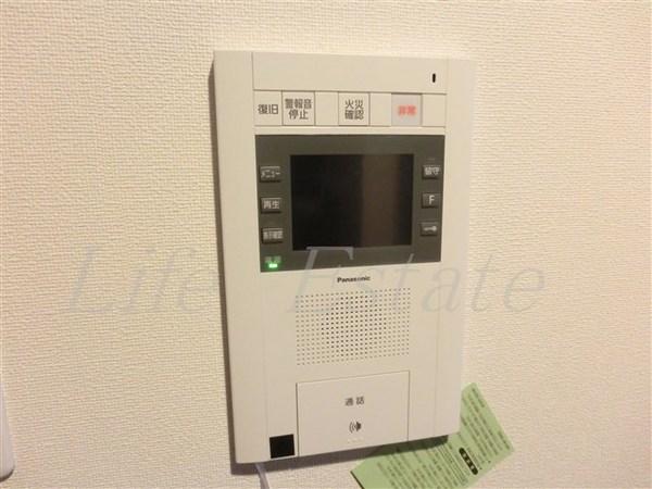 プレサンス堺筋本町駅前