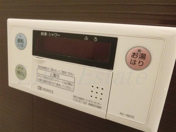 プレサンス堺筋本町駅前