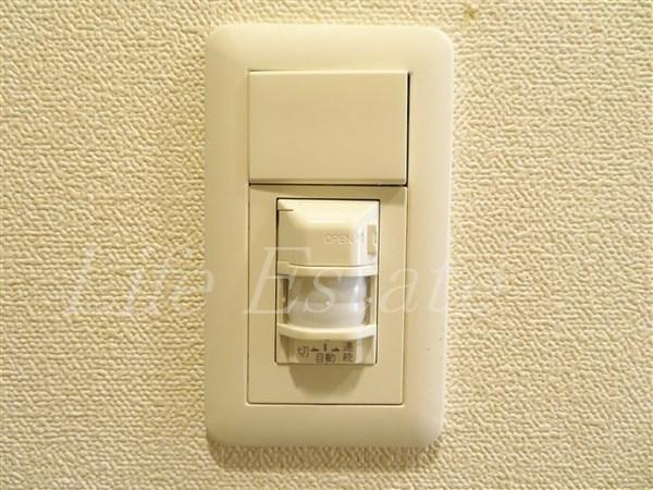 プレサンス心斎橋レヨン