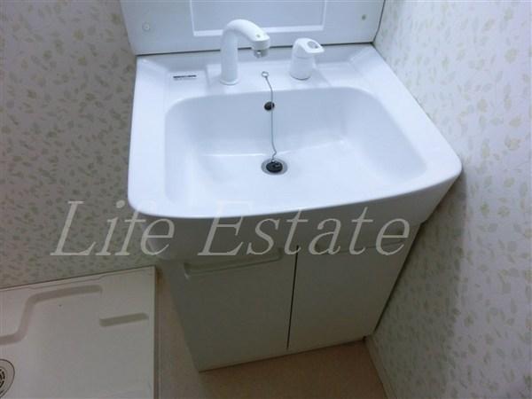 ベルメゾン本町