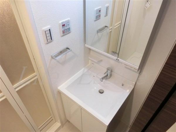 レオンコンフォート本町