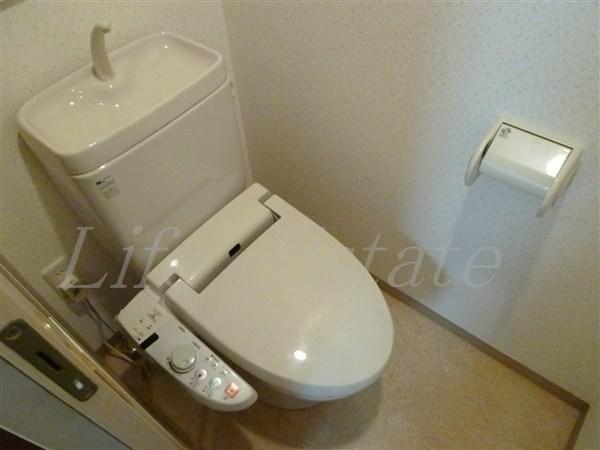 ジュネーゼグラン心斎橋東