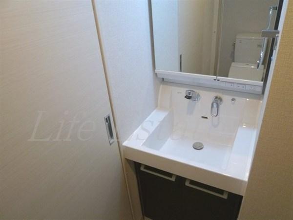 大阪市中央区糸屋町１丁目のマンション