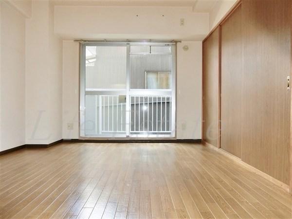 大阪市中央区日本橋２丁目のマンション