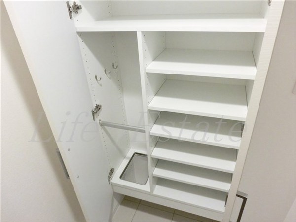 コンフォリア心斎橋EAST