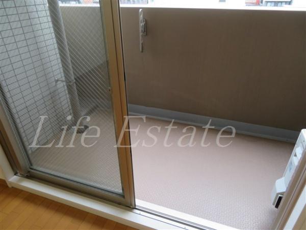 大阪市中央区備後町１丁目のマンション