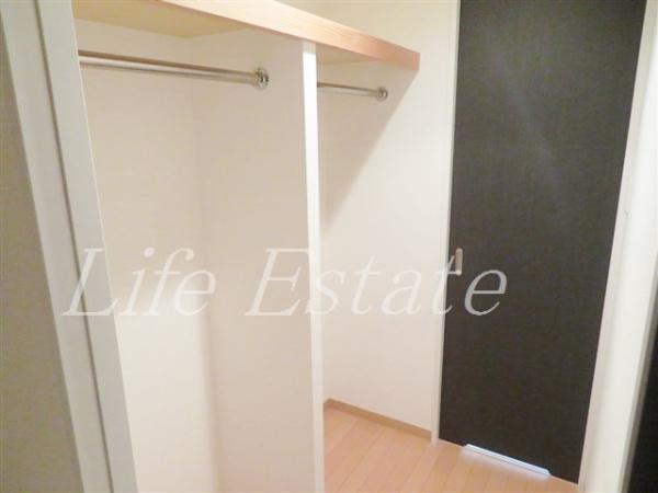 大阪市中央区備後町１丁目のマンション